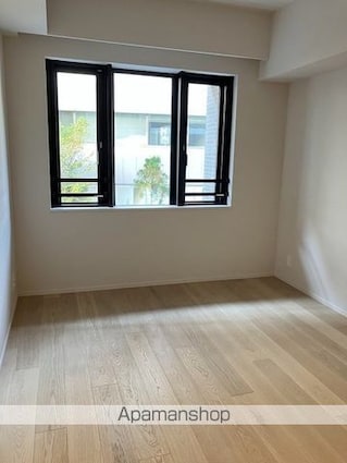 ザ・パークハウス千代田六番町[3LDK/84.37m2]のリビング・居間