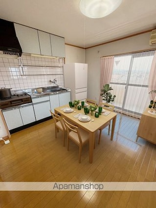 ブリリアントヒルⅡ[2DK/47.28m2]のリビング・居間