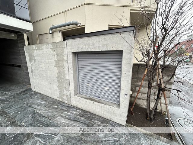 AXISーWILL 323. 裏参道のその他写真