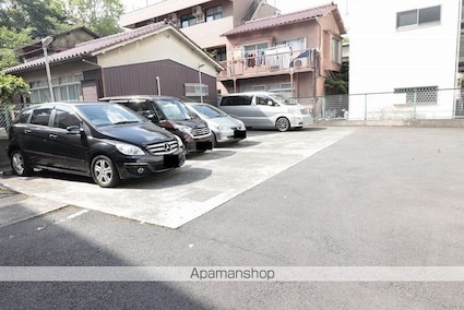東京都立川市富士見町１丁目[1DK/22.94m2]の駐車場