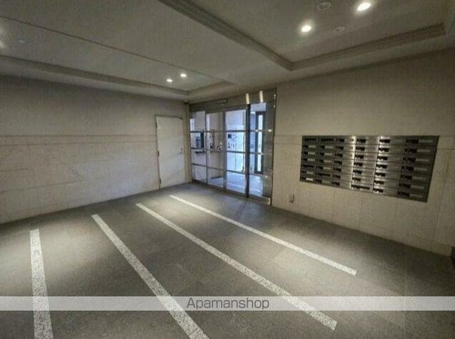 ラヴィドール亀戸の玄関写真