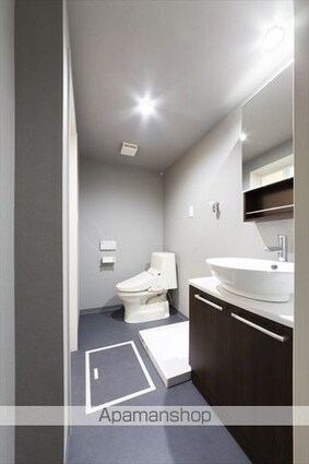 Ｌａ　ｆｅｓｔａ[1R/20.66m2]のトイレ