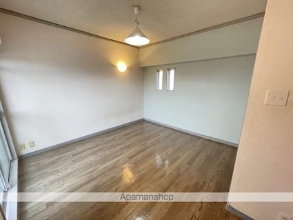 シーラカンス[1R/28.56m2]のリビング・居間