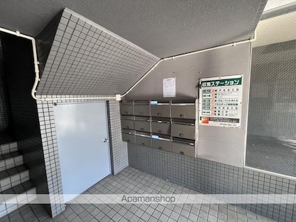 ドミール松縄[3DK/59.28m2]の共用部1