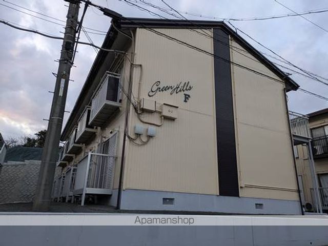 グリーンヒルズF棟の外観写真