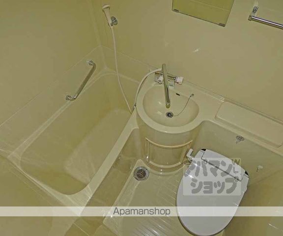 ロイヤルコーポタカハラの内装写真