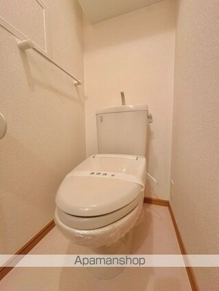 トゥー・ル・モンド[2LDK/61.74m2]のトイレ