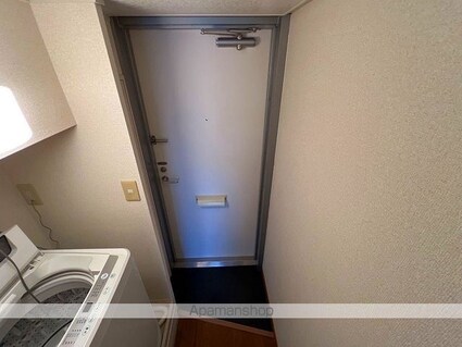 レオパレスエスペランサ中和泉[1K/19.87m2]の玄関