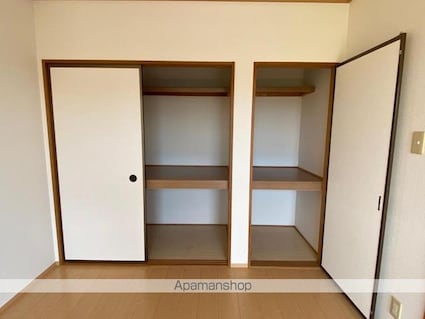 グレースヴィラ　Ａ棟[2LDK/50.04m2]の収納