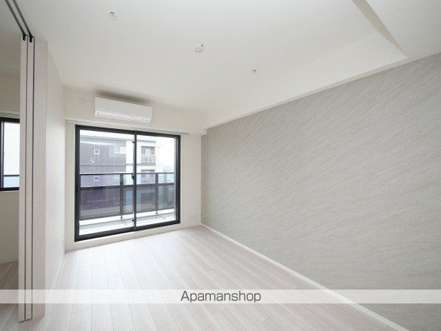 コンフォリア新大阪宮原Qの内装写真