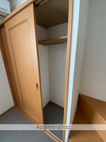 レオパレスメローネVの内装写真