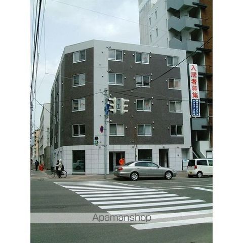 エヴァンスコート南1条の外観写真