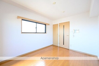 東京都新宿区西落合１丁目[1K/19.84m2]のリビング・居間3