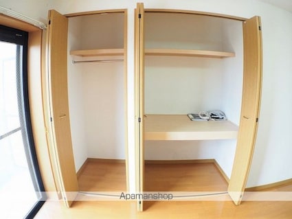 フレンテリゾン[1K/29.7m2]の収納