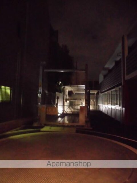東京都世田谷区瀬田３丁目[1R/25.9m2]の駐車場