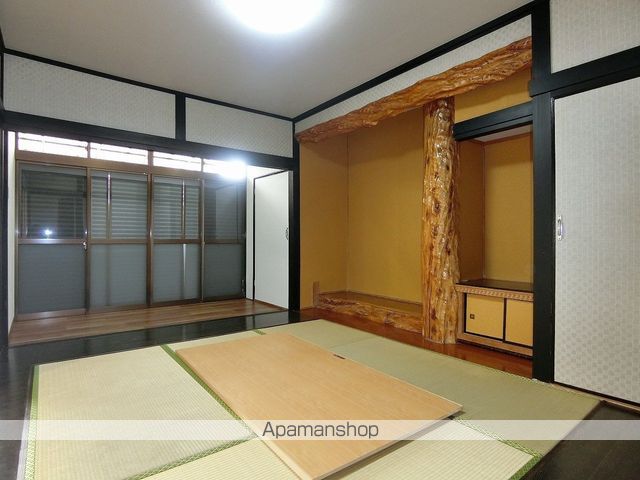 竹之内貸家の内装写真