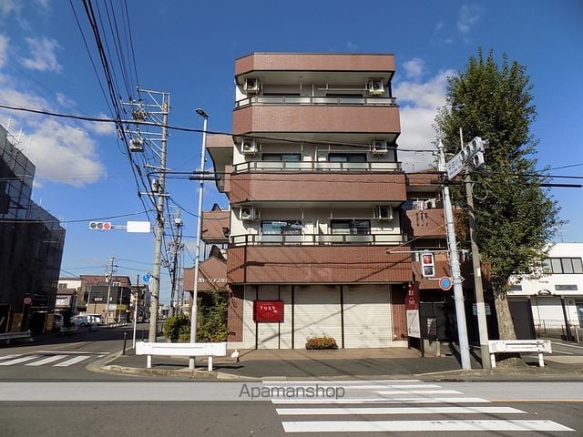 グローリアス城IIの外観写真