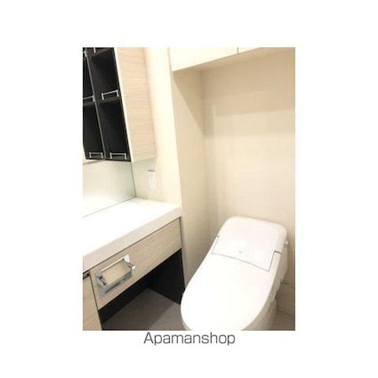 クレヴィア新宿若松町[1K/25.5m2]のトイレ