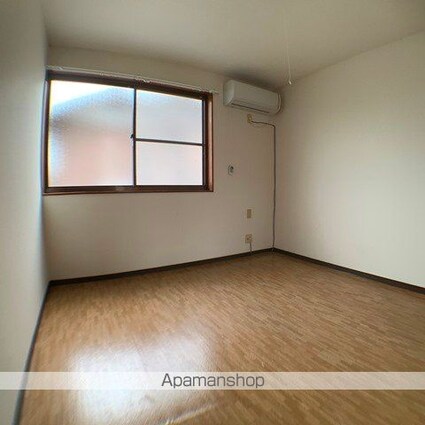 滋賀県彦根市平田町[1R/19m2]のリビング・居間