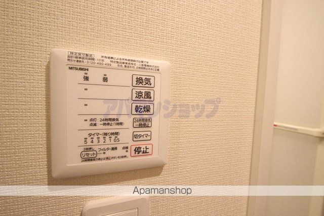 レオネクストホワイトパレスの内装写真