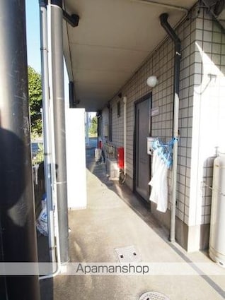 モンシャトーＩ[店舗/39.66m2]の共用部1