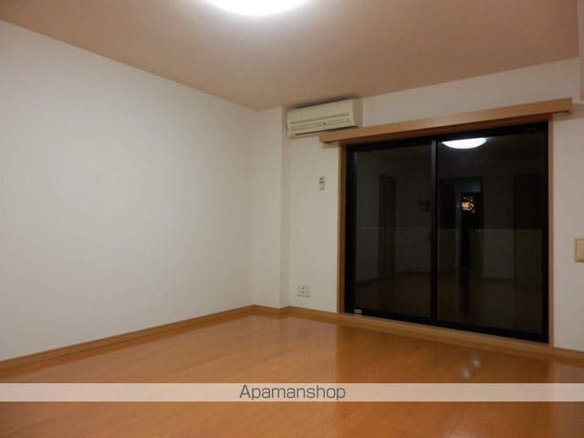 ルーブル早稲田弐番館の内装写真