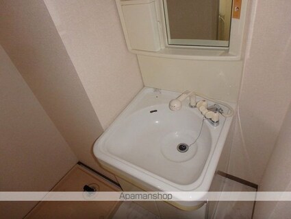 ハイカムール沢村[2LDK/55.47m2]の洗面所