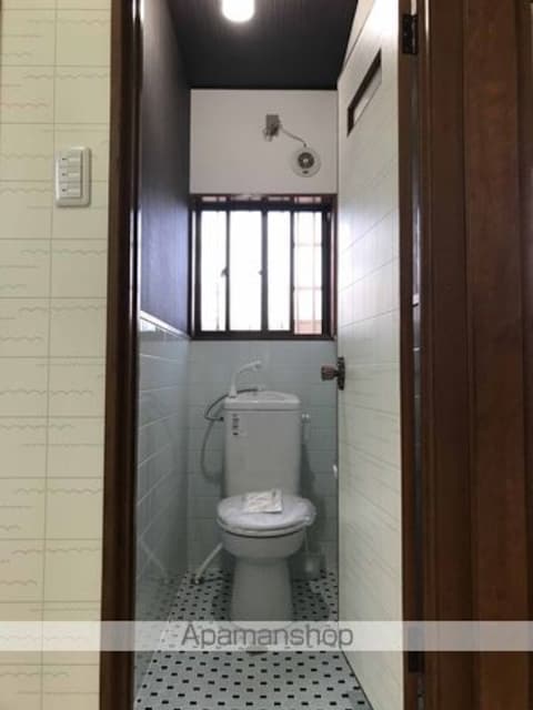 内原戸建[4DK/84.04m2]のトイレ