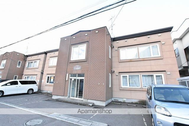 ヴィラ船見坂B棟の外観写真