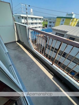 和歌山県和歌山市六十谷[2DK/42m2]のバルコニー