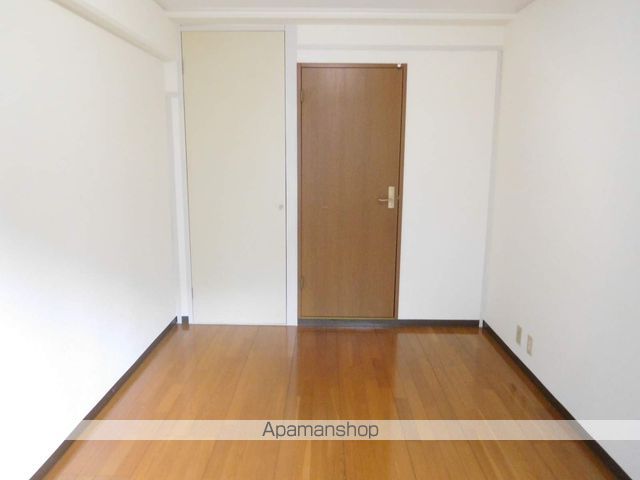 衣笠氷室町マンションの内装写真
