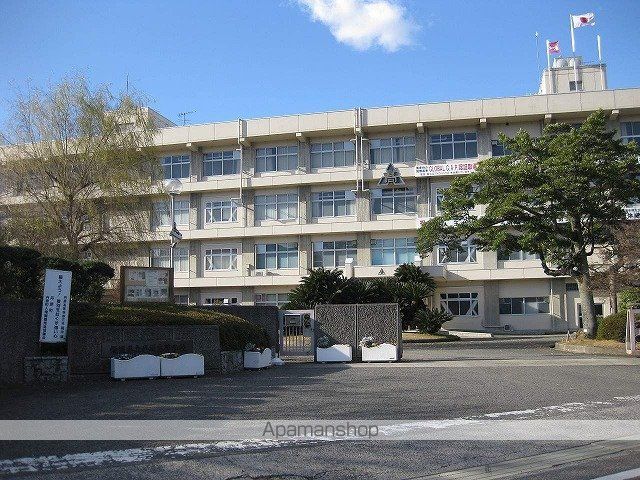 吉田屋マンションの周辺写真