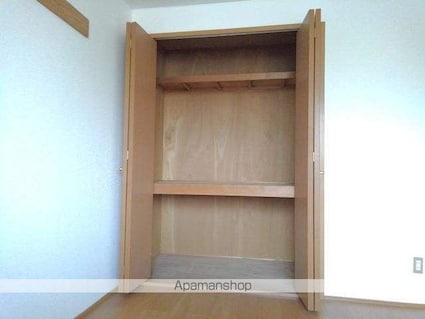 山梨県中巨摩郡昭和町西条[2DK/47.23m2]の収納