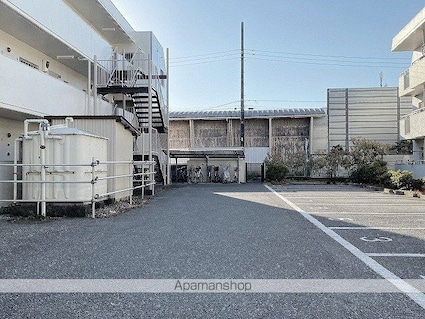 埼玉県八潮市大字木曽根[2K/40.9m2]の駐車場