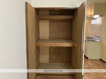 パークベル[1R/22m2]の収納