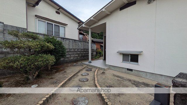 山陽本線 西条駅 徒歩9分 1階建 築56年の玄関写真
