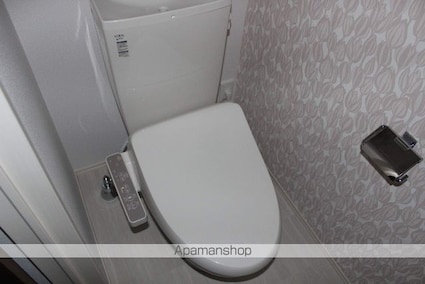 メゾンアンソレイユ[2LDK/65.35m2]のトイレ