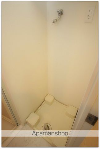 ラドゥセール九条の内装写真