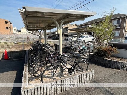 レオパレスａｕｒｏｒａ[2DK/49.68m2]の共用部3