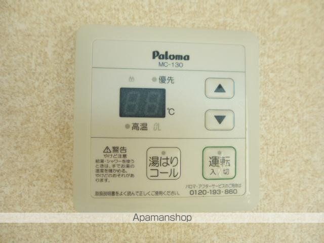 メゾンパル鶴見市場の内装写真