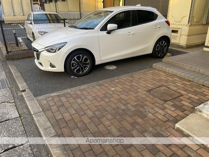 レオパレスフジニューコート[1K/20.81m2]の駐車場