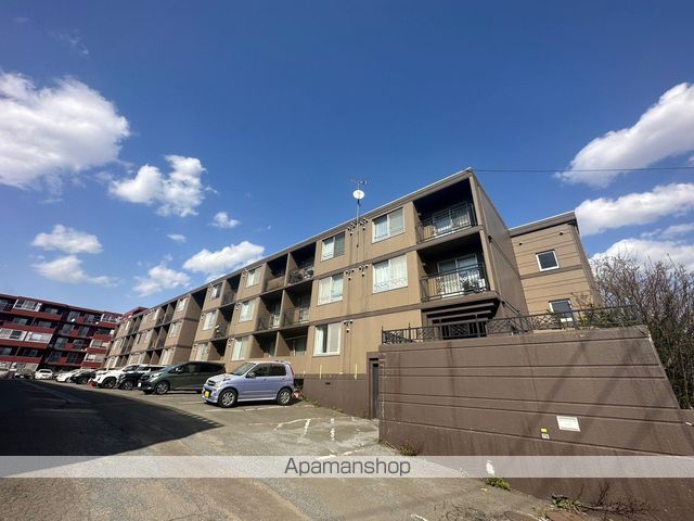 ホークメゾン札幌3号館の外観写真