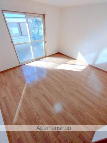 エミールシャランIIの内装写真