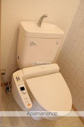 メゾンドフルール　Ｂ棟[2LDK/60.87m2]のトイレ