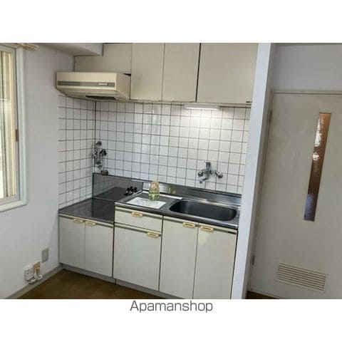 クリスタルハイツ元町の内装写真