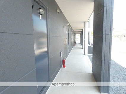 愛媛県今治市石井町２丁目[1LDK/35.7m2]のエントランス4