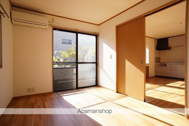 タミールの内装写真