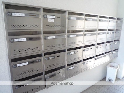 ウイング２１[1DK/23m2]のエントランス1