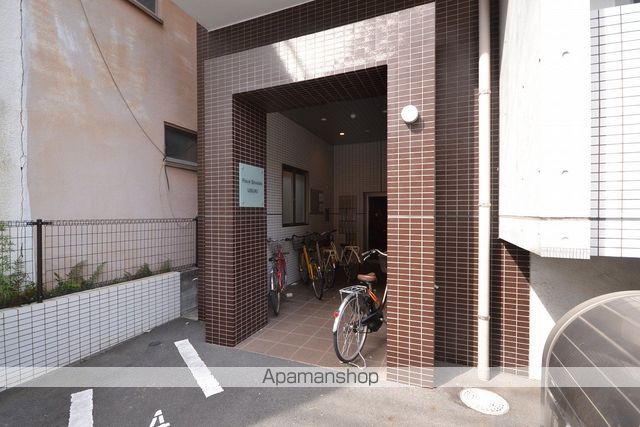 フォーシーズン宇宿の玄関写真
