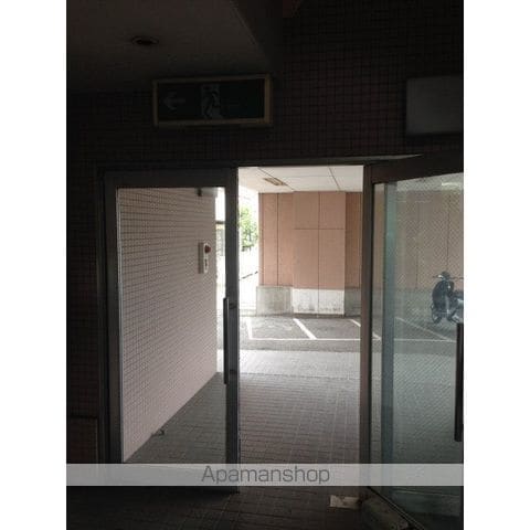 フラットYM2の玄関写真